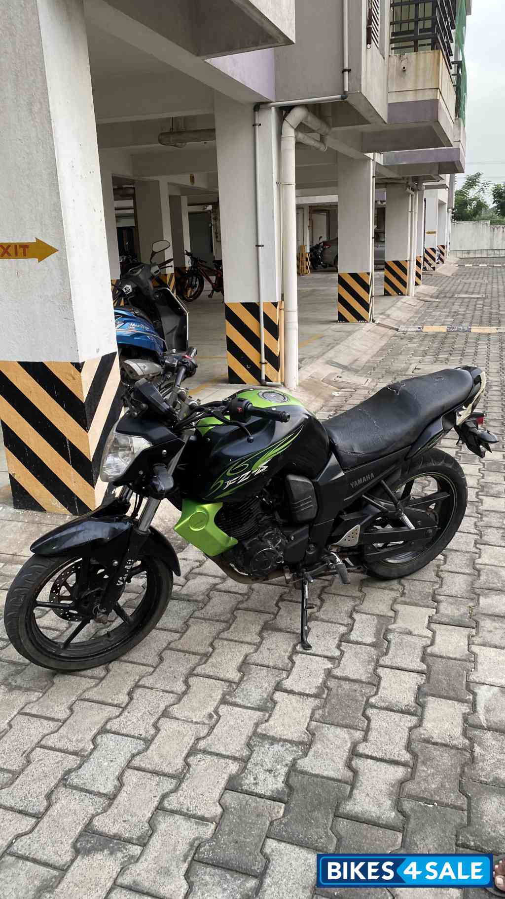 Yamaha FZ-S