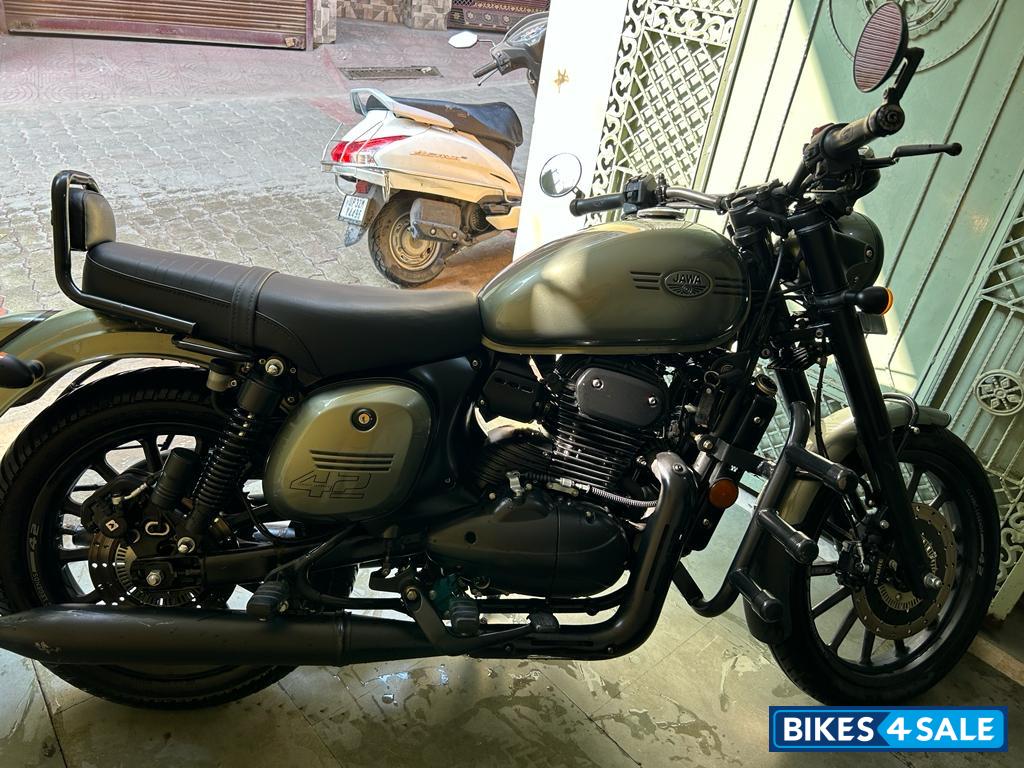 Olive Green Jawa Jawa BS6