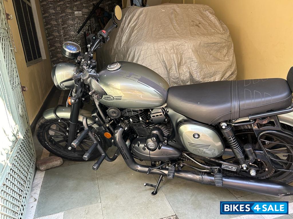 Olive Green Jawa Jawa BS6