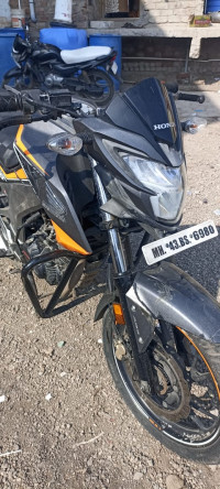 Black Orange Honda CB Hornet 160R ABS