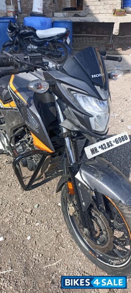 Black Orange Honda CB Hornet 160R ABS