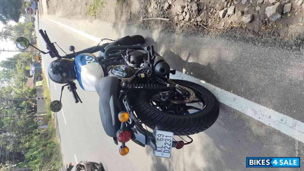 Rebel Blue Royal Enfield Hunter 350 Metro