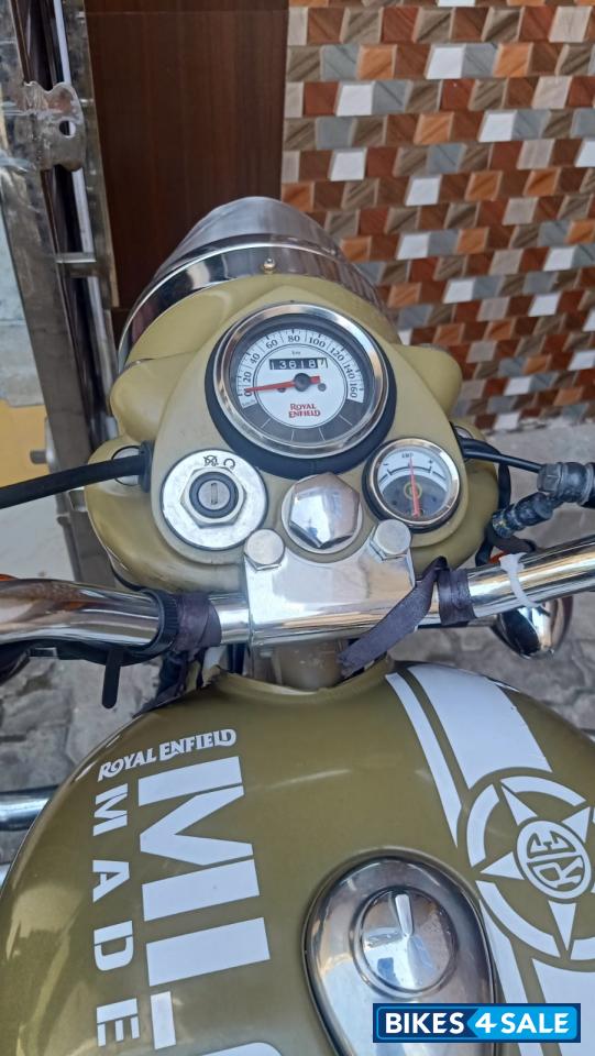 Royal Enfield Classic Desert Storm