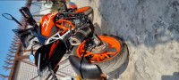 Orange KTM Duke 390