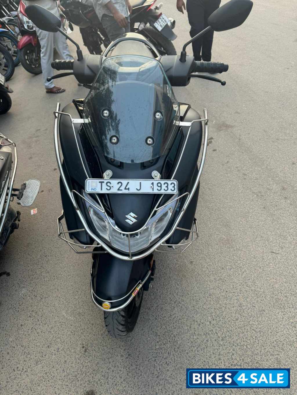 Suzuki Burgman Street