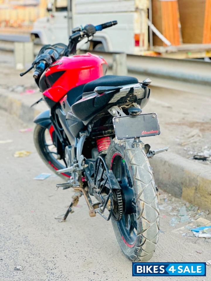 Bajaj Pulsar N160