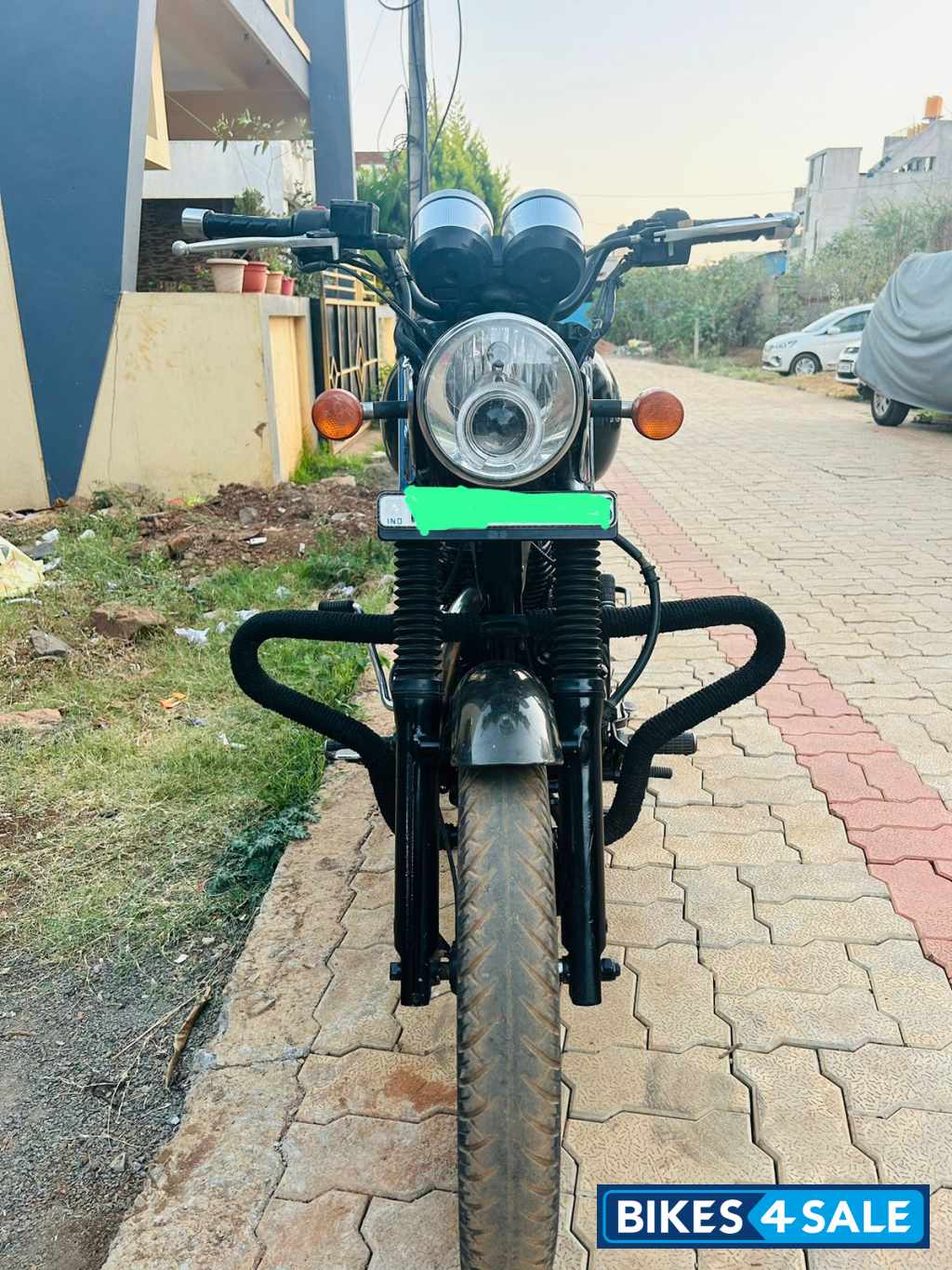 Royal Enfield Thunderbird 350 Royal Enfield Thunderbird 350