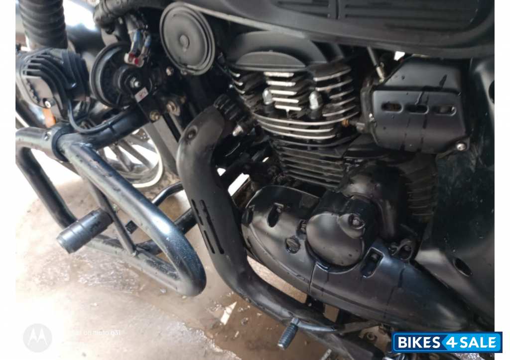 Smoke Grey Yezdi Roadster Dark