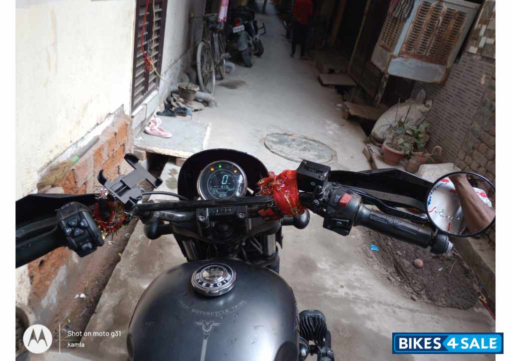 Smoke Grey Yezdi Roadster Dark