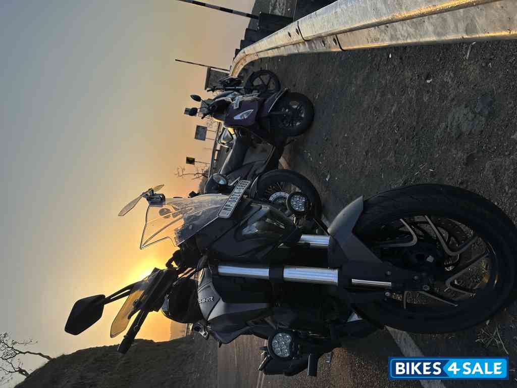 Bajaj Dominar 400 ABS BS6