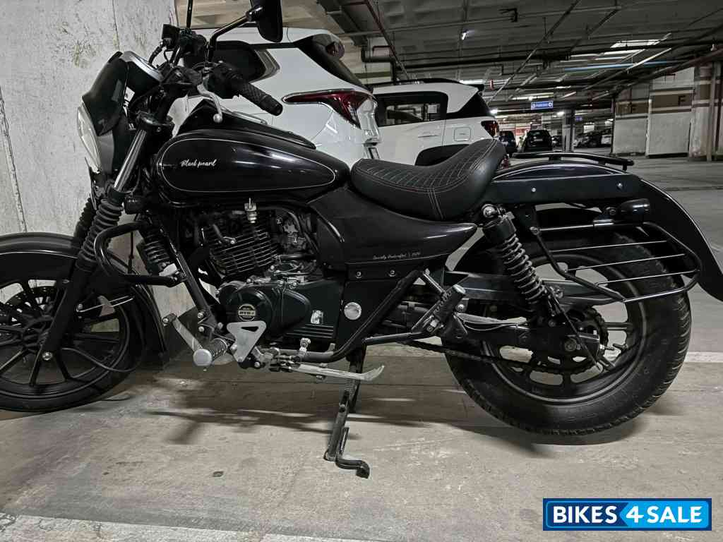 Bajaj Avenger Street 220