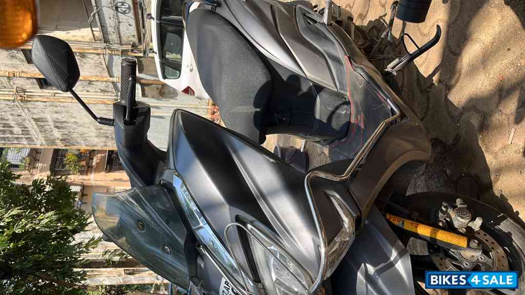 Suzuki Burgman Street