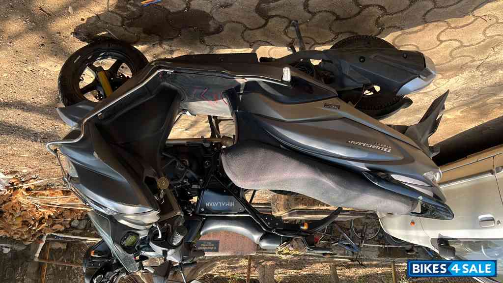 Suzuki Burgman Street