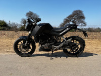 KTM Duke 200