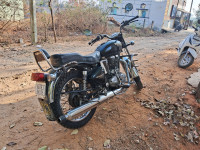 Black Royal Enfield Bullet 350 Twinspark