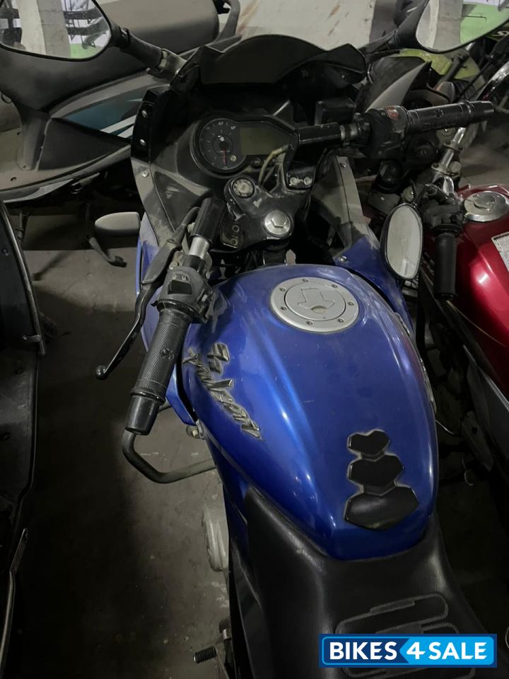 Blue Bajaj Pulsar 220F