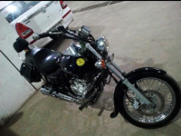 Bajaj Avenger 220 DTS-i