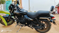 Black Bajaj Avenger Street 160 BS6