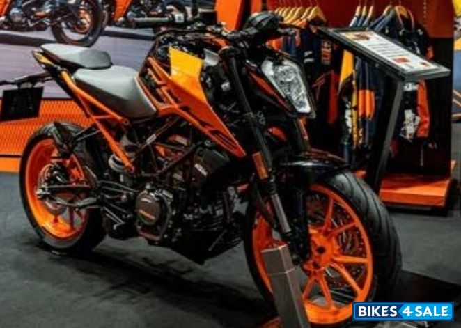 KTM Duke 200
