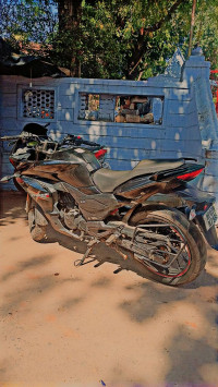 Black Hero Xtreme 200S 4V