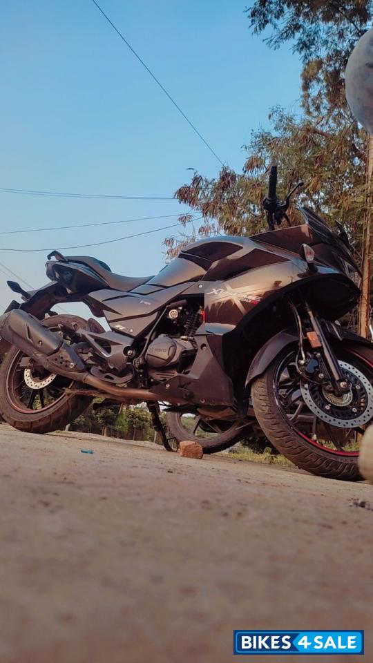 Black Hero Xtreme 200S 4V