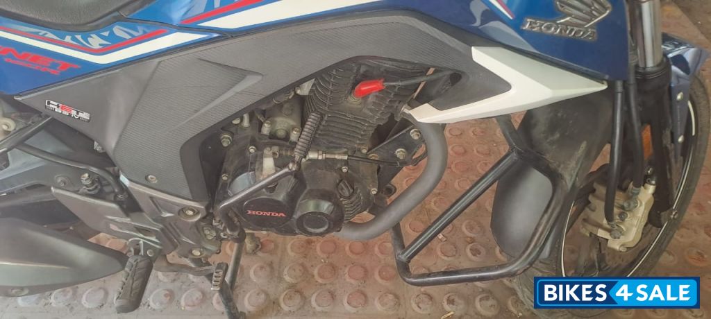 Honda CB Hornet 160R