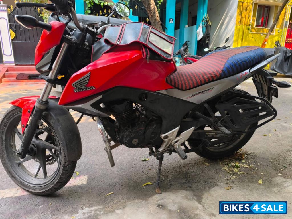 Honda CB Hornet 160R