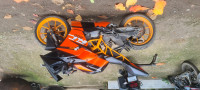 Orange&black KTM RC 200
