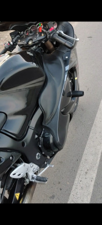Black Suzuki Hayabusa GSX1300R
