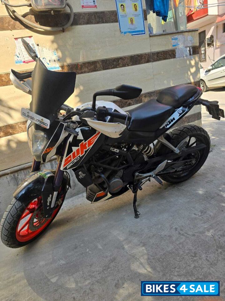 KTM Duke