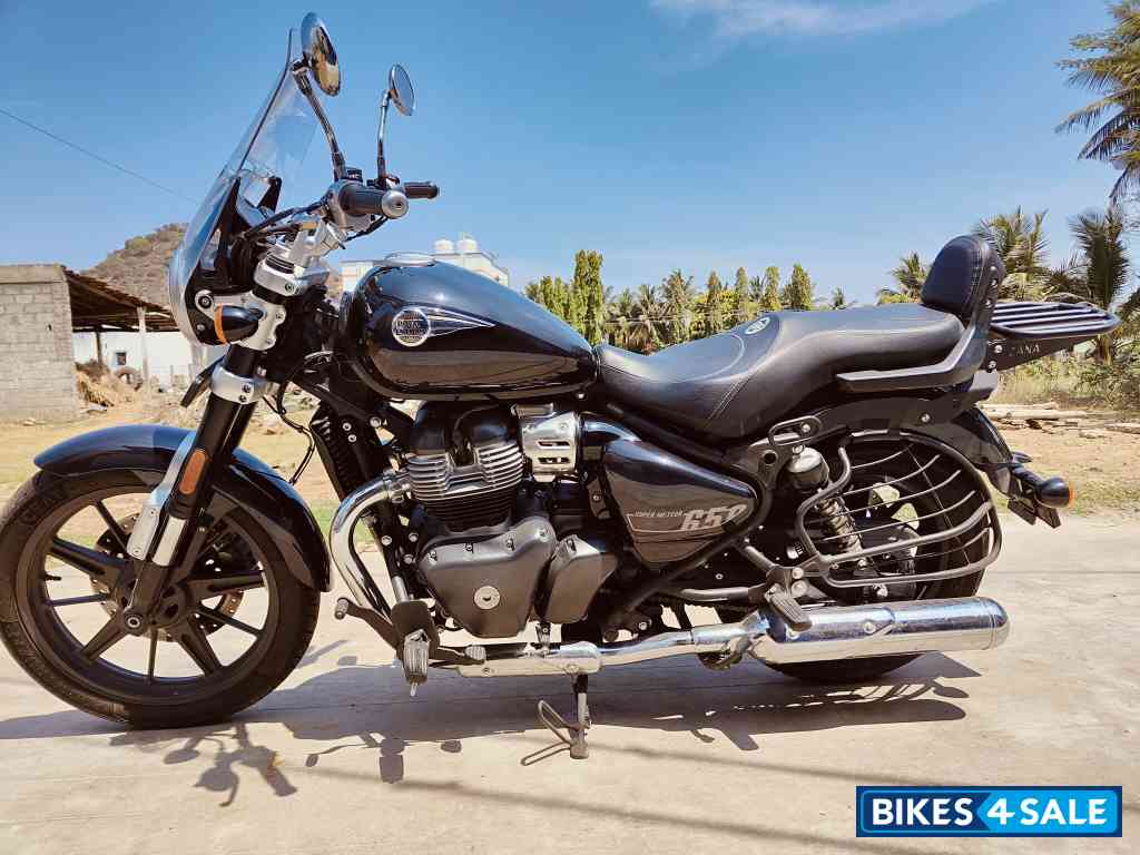 Royal Enfield Super Meteor 650