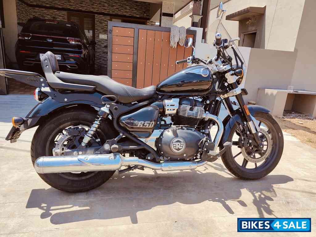 Royal Enfield Super Meteor 650