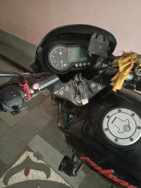 Black Bajaj Pulsar 125 Neon BS6