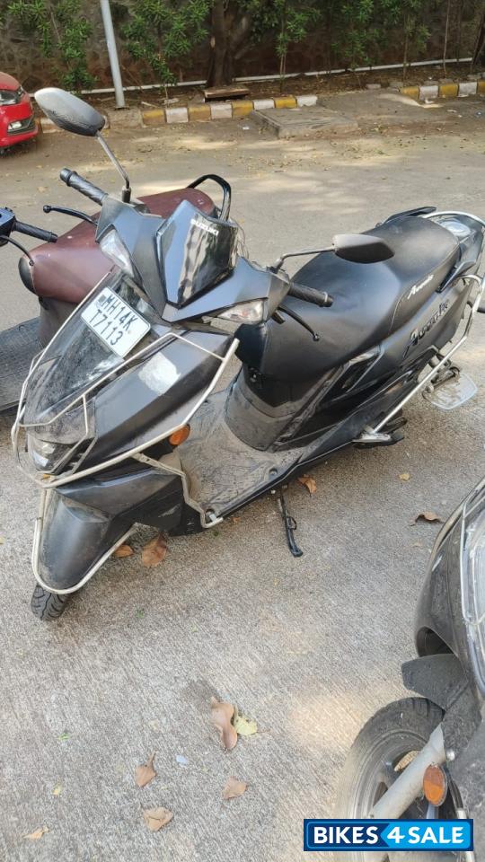 Suzuki Avenis 125 Ride Connect Edition