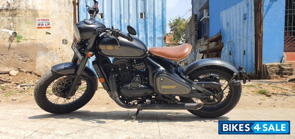 Black Jawa Perak BS6