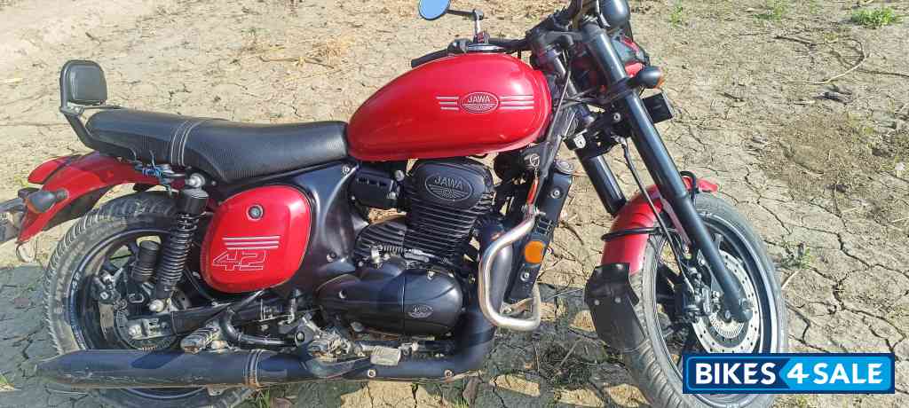 Red Jawa 42 Dual Channel ABS Orion Red