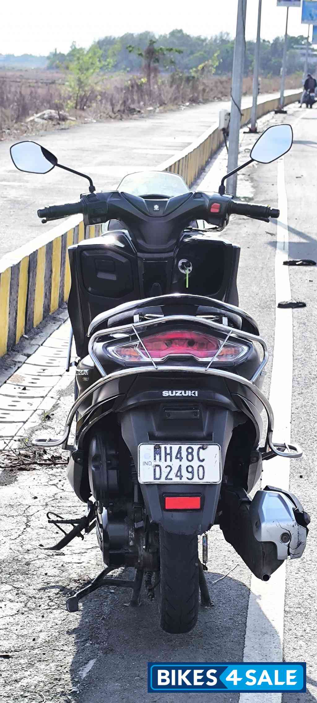 Mate Black Suzuki Burgman Street BS6