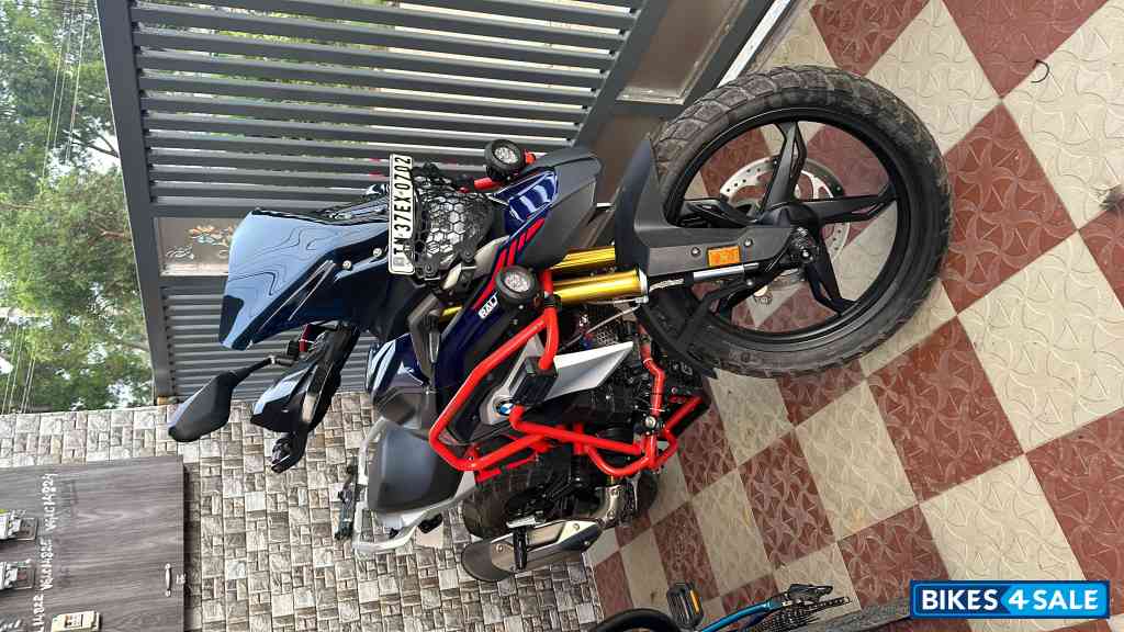 BMW G 310 R BS6