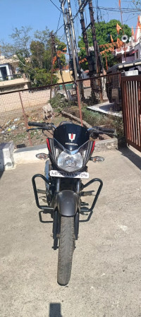 Gray Honda Shine BS6