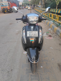 Black Suzuki Access 125 Special Edition BS6