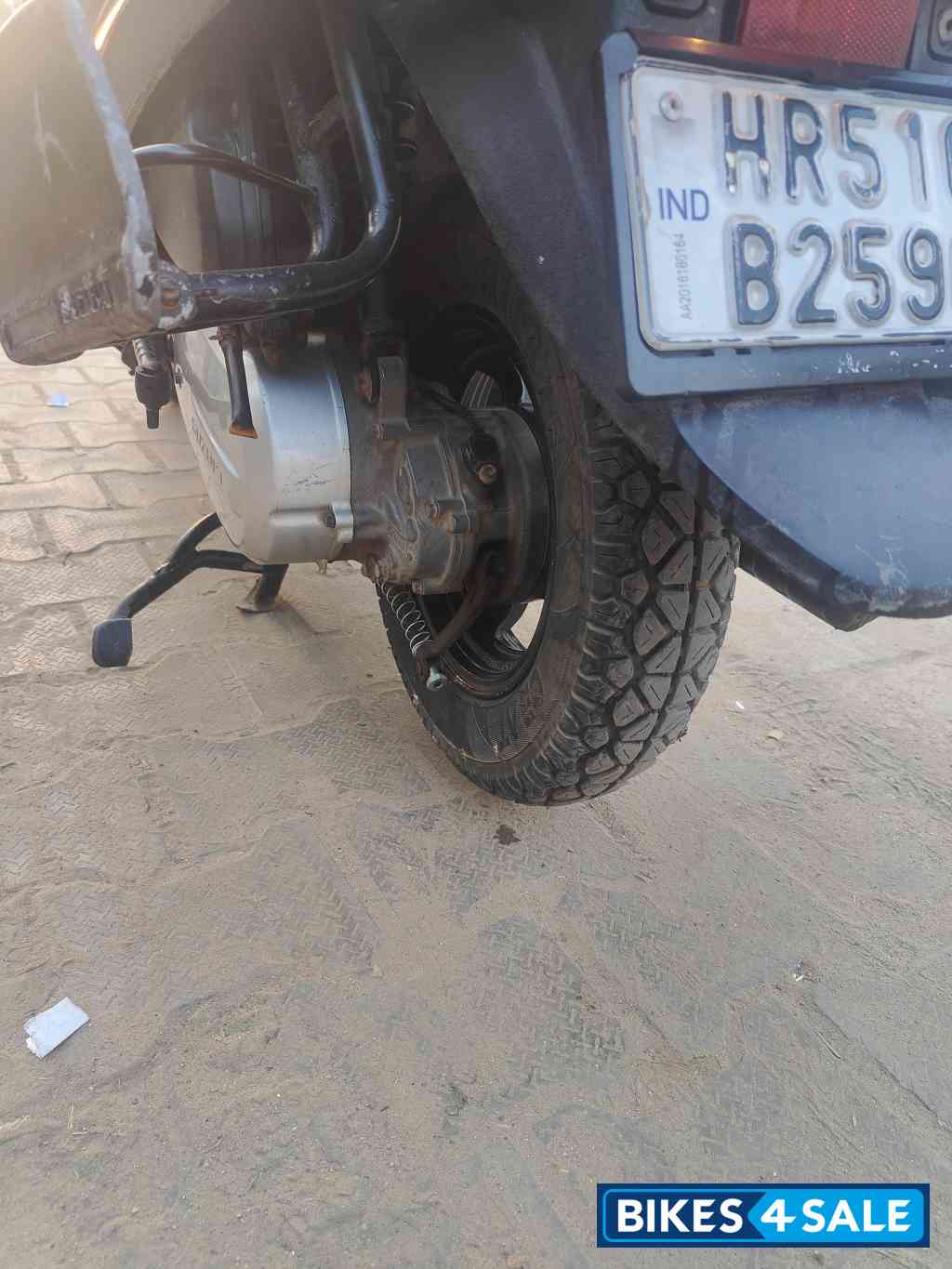 Black Suzuki Access 125 Special Edition BS6