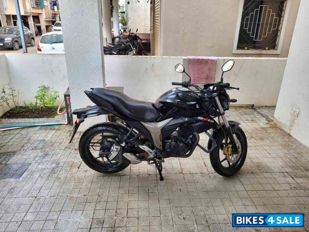 Suzuki Gixxer 150