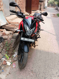 Red Bajaj Pulsar NS 125