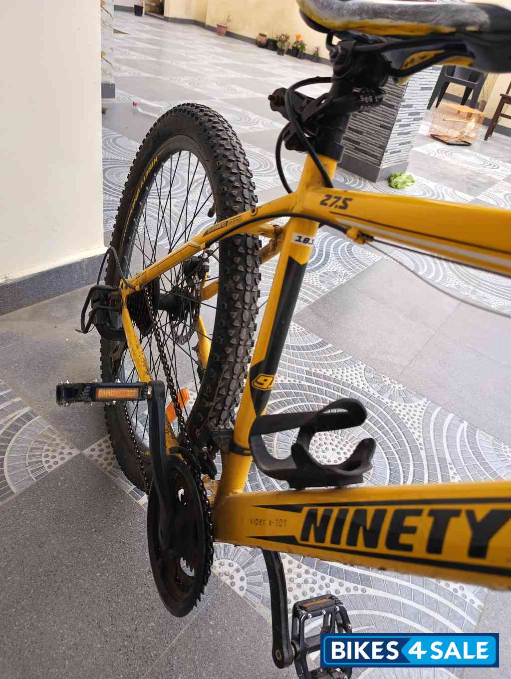 Yellow Bicycle  Ninety one viper 27.5T