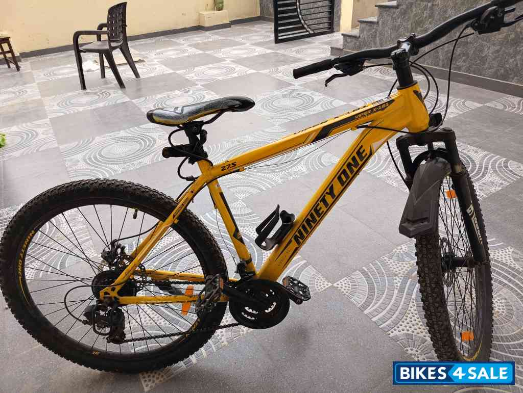 Yellow Bicycle  Ninety one viper 27.5T