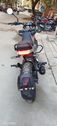 Husqvarna Svartpilen 250 2022