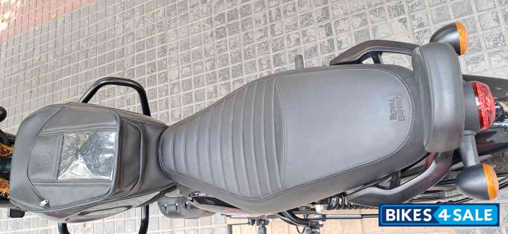 Dapper Grey Royal Enfield Hunter 350 Metro