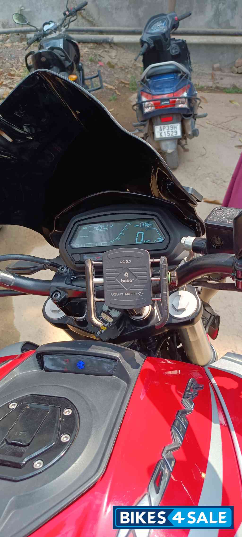 Bajaj Dominar 250 2022