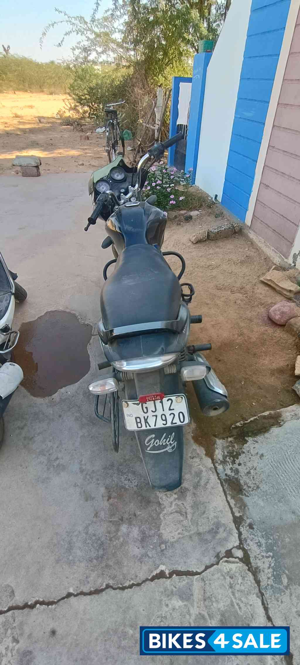 Bajaj Discover 100