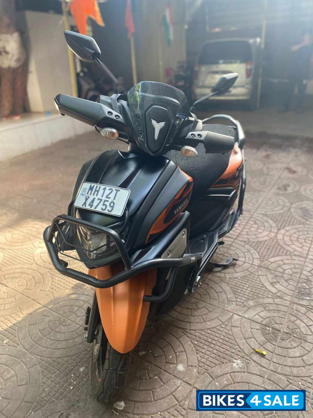 Copper Yamaha RayZR Street Rally 125 Fi Hybrid